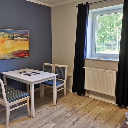 11 Haselnuss - Hof Wiesengrund Daire Parchtitz