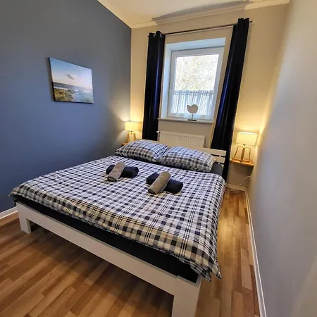 11 Haselnuss - Hof Wiesengrund *