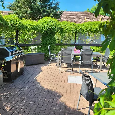 11 Haselnuss - Hof Wiesengrund *