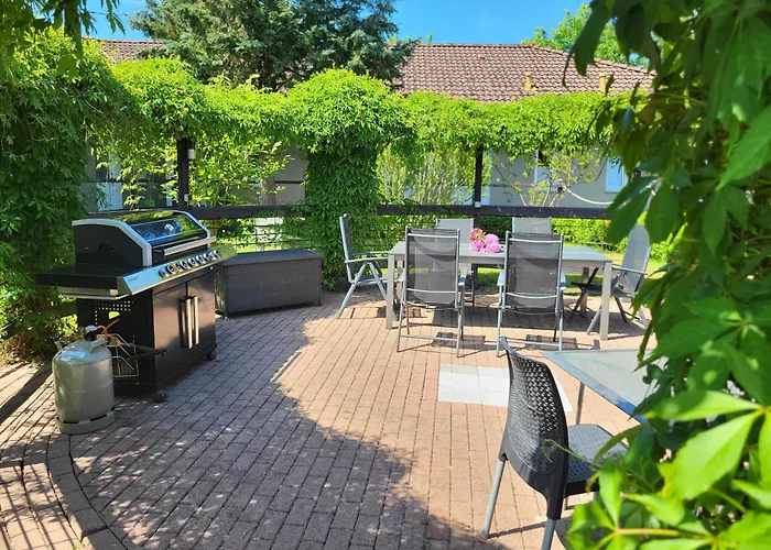 11 Haselnuss - Hof Wiesengrund *