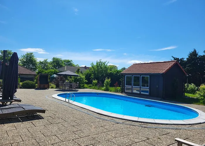 11 Haselnuss - Hof Wiesengrund *